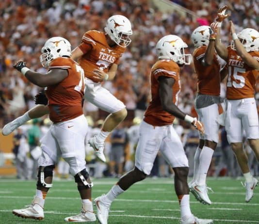 Texas knocks off No. 10 Notre Dame at home in double overtime