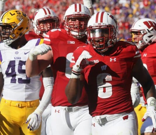 Wisconsin upsets No. 5 LSU at Lambeau Field
