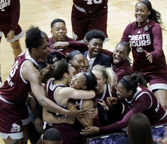 Mississippi State ends UConn’s 111-game winning streak with incredible buzzer-beater shot in OT