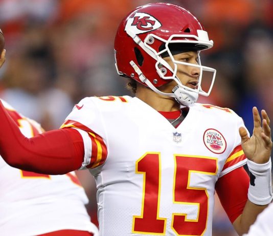 Patrick Mahomes rallies Kansas City Chiefs past Denver Broncos, 27-23 Chiefs-Patrick-Mahomes