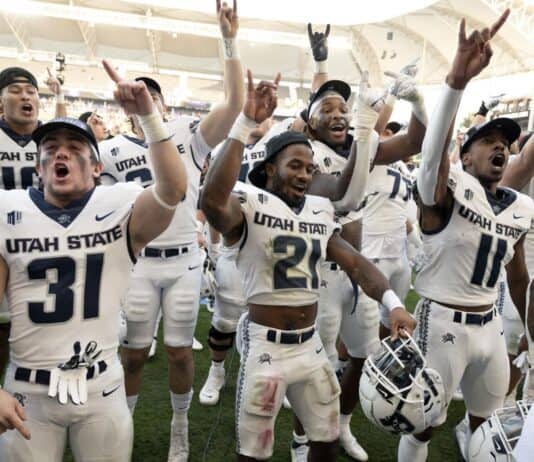 Utah State Routs San Diego State, Wins First Mountain West Championship