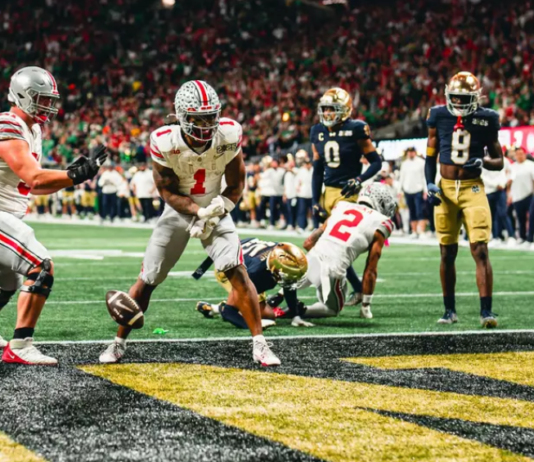 No. 8 Ohio State Defeats No. 7 Notre Dame, 34-23, Wins 9th National Title Ohio State scores a touchdown against Notre Dame to win their ninth football championship.